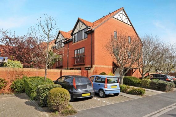 2 Bedroom Terraced